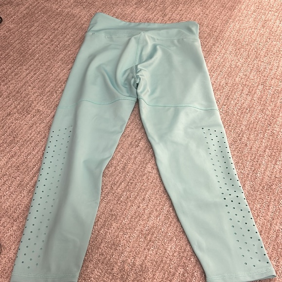 Gap Fit Girls Size Large Capri - Picture 2 of 5